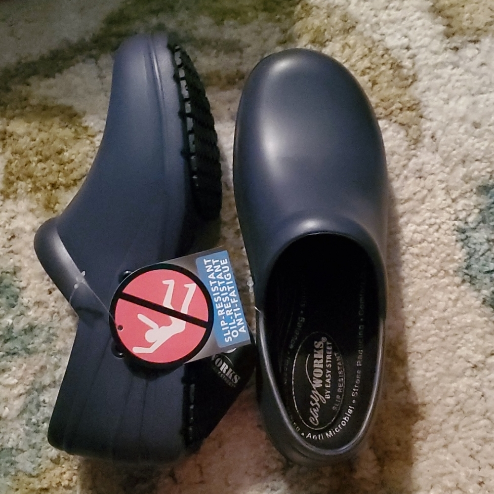Clogs